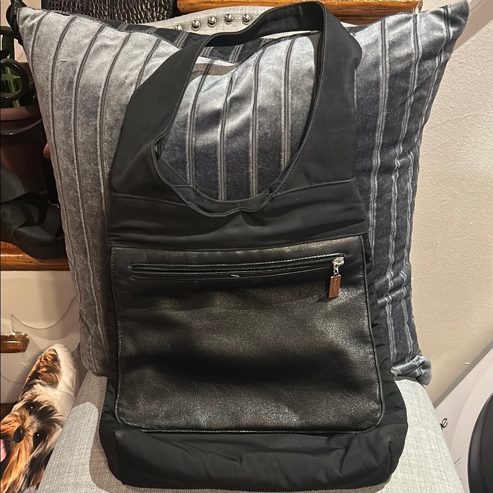 Bloomingdale’s Black Shoulder Bag